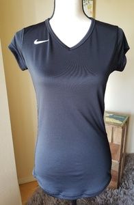 Black Nike Dri-fit t shirt 🖤